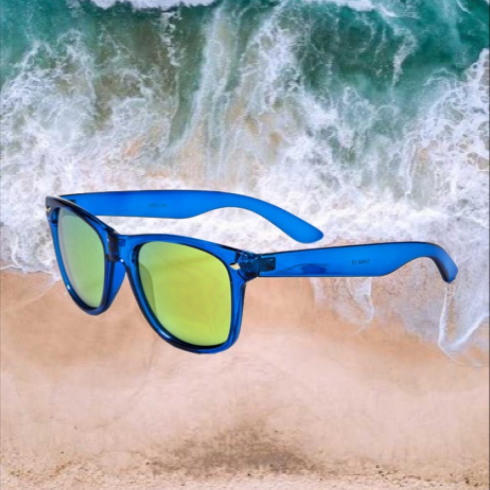 ⭐️2/$15 Blue Wayfarer Style Sunglasses